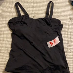 Lands end tankini top with underwire